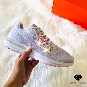 Swarovski® Nike Air Zoom Winflo 5 Grey / Pink